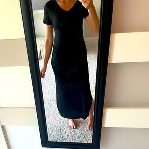 Black maxi dress with pockets